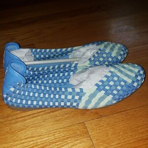 Easy Spirit Gibby flats